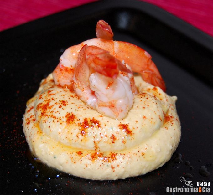 Salmón con salsa de coco y wasabi