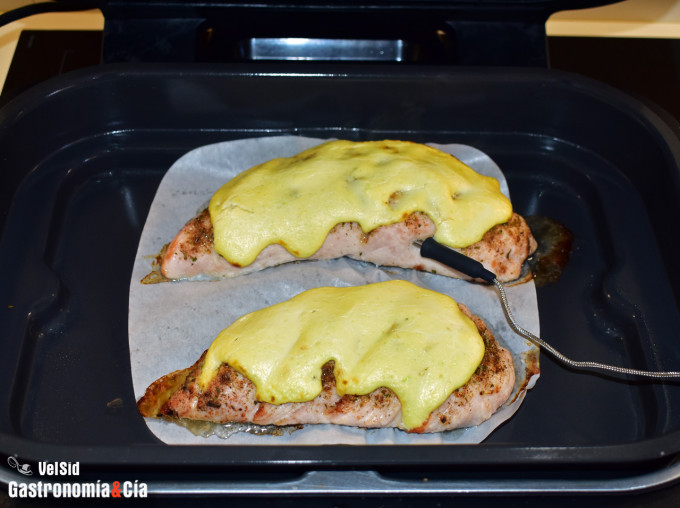 Solomillo de pavo gratinado con mahonesa de ajos 