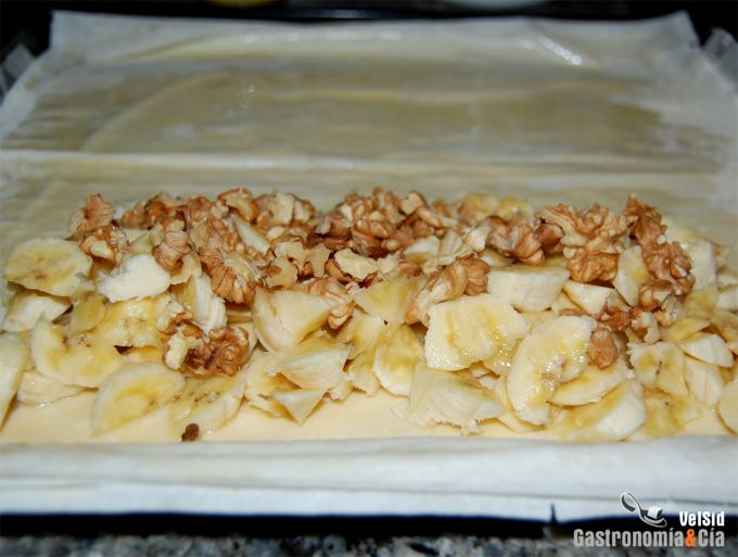 Strudel de plátano y chocolate