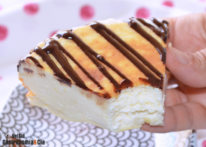 Tarta de queso ricotta con un toque cítrico