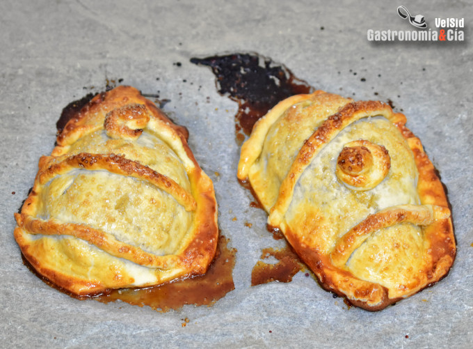 Tartaletas de pera con yogur y vainilla
