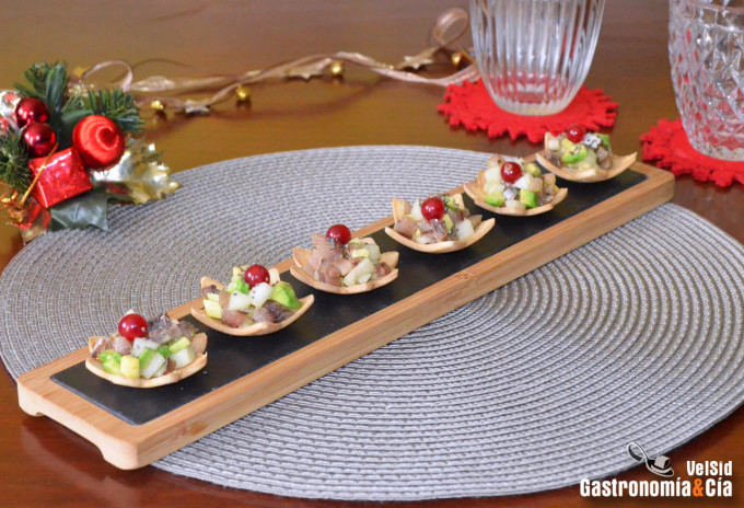 Tartar de sardina ahumada, pera y aguacate