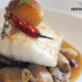 Bacalao con setas y cebollitas glaseadas
