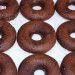 Donuts de remolacha y chocolate, veganos, saludables y 