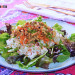 Ensalada de arroz, tofu y zanahoria con aliño de sésamo