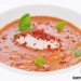 Gazpacho con quenelle de queso crema fresco y crujiente