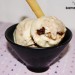 Helado de vainilla con galletas de toffee y nueces