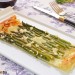 Tarta de hojaldre con espárragos y queso