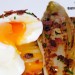Huevo mollet con endivias y jamón