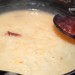 Merluza con salsa de cebolla y puré de coliflor