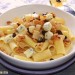 Rigatoni con gorgonzola, peras y nueces