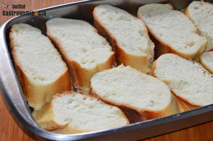 Torrijas de leche con almíbar de miel y Pedro Ximénez