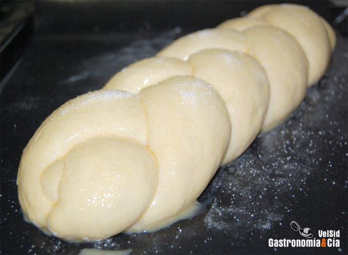 Trenza de brioche al azahar