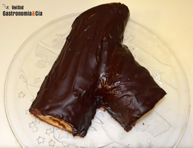 Tronco de Navidad de turrón de Jijona y chocolate