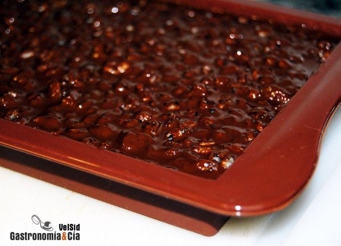 Turrón de chocolate y praliné de avellanas