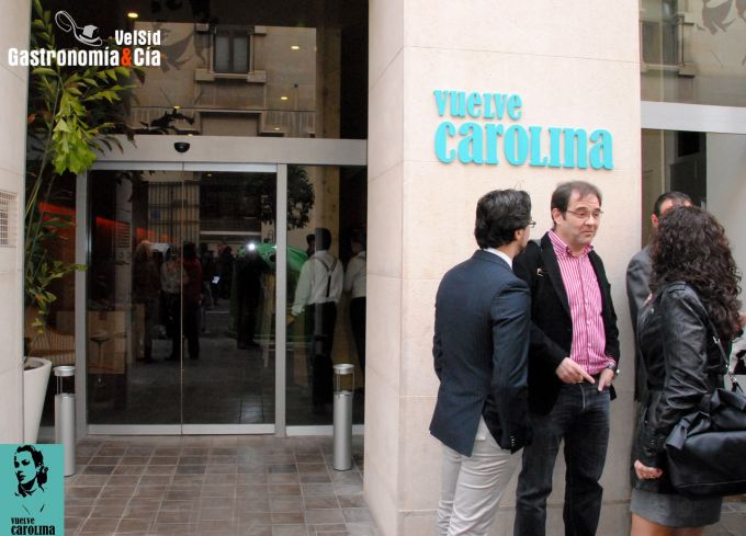 Vuelve Carolina Tapas, Bar, Taula