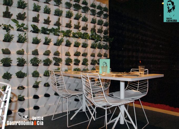 Vuelve Carolina Tapas, Bar, Taula