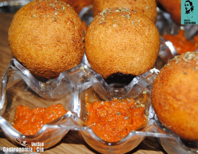 Vuelve Carolina Tapas, Bar, Taula