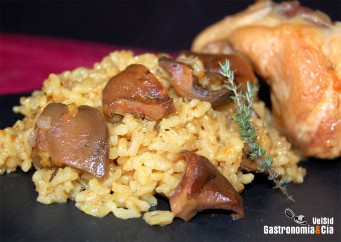 Arroz con conejo y níscalos