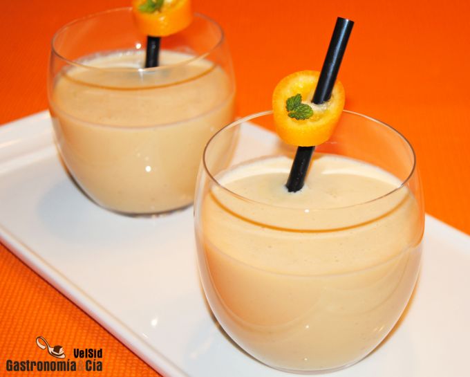 Batido de crema de naranja y turrón de Jijona