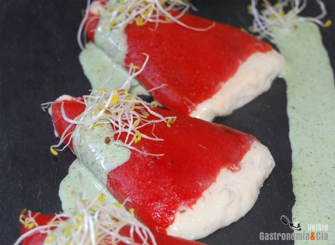 Pimientos del piquillo rellenos de brandada de bacalao