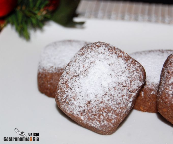 Polvorones de chocolate y naranja