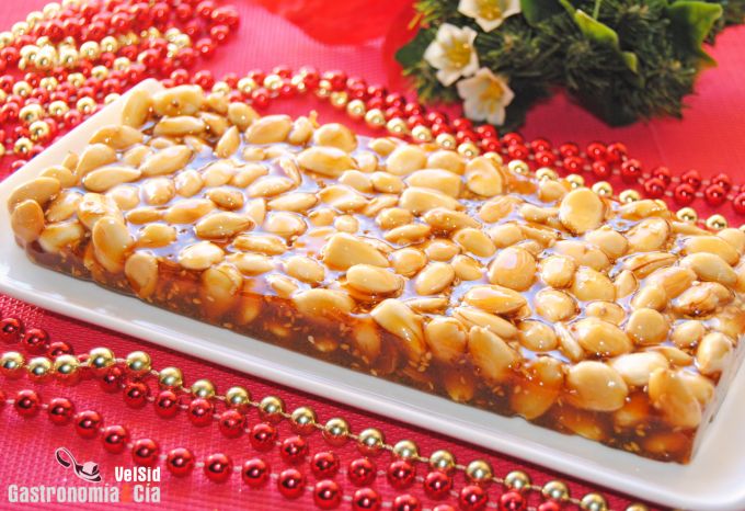Turrón de guirlache para Navidad