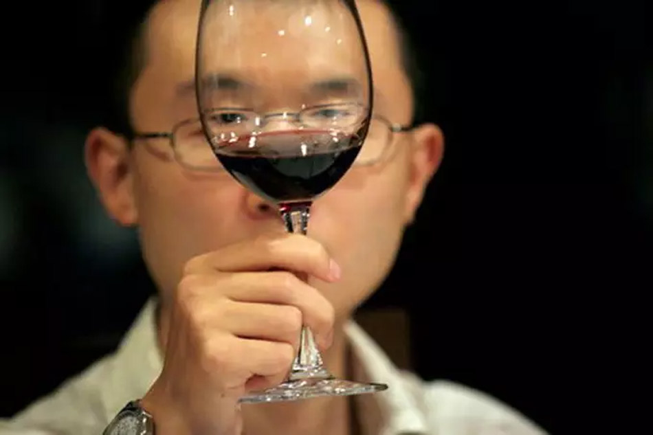 Tasas a los vinos exportados a China