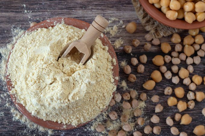 Cómo hacer harina de garbanzo