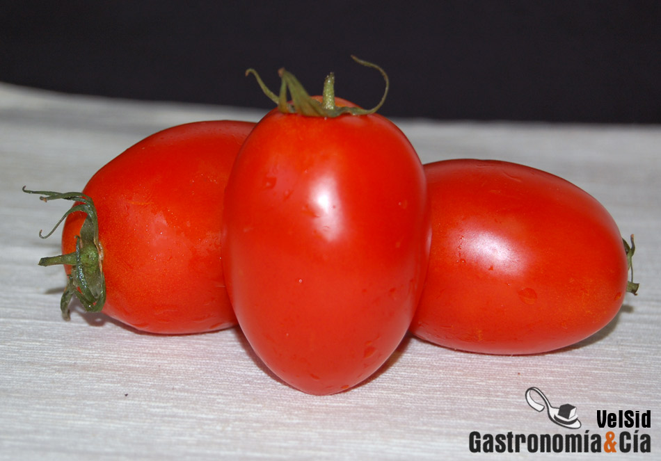 Temporada de los tomates pera