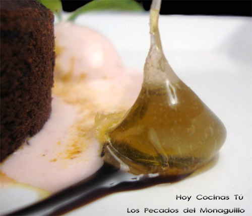 Caramelo de aceite de oliva elaborado con Isomalt Hoy Cocinas Tú