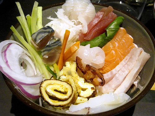 Sushi esparcido