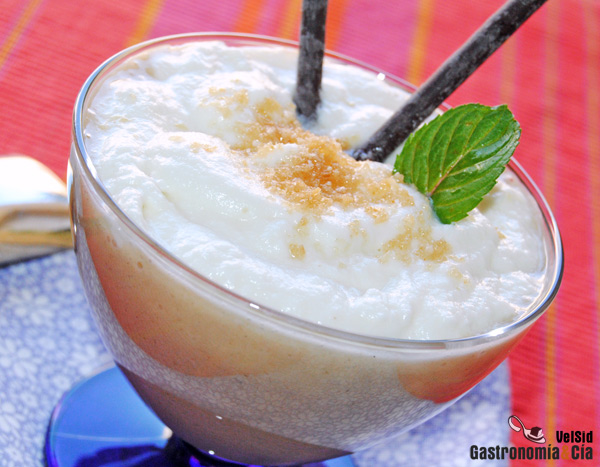Crema de plátano con leche de coco