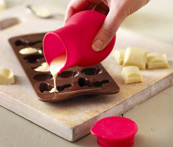 Bote de silicona para fundir chocolate en el microondas