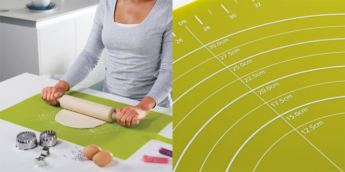 Roll up baking mat
