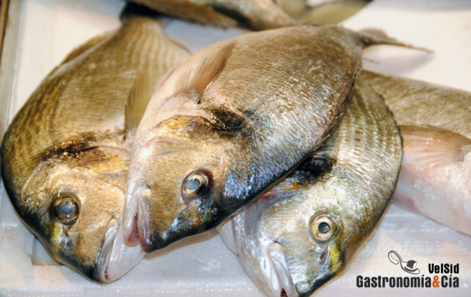 El pescado fresco de los supermercados no es tan fresco como