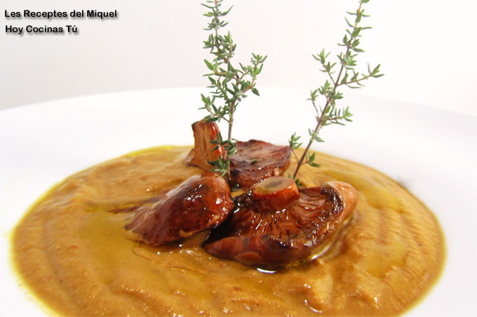 Crema de setas al aroma de tomillo Crema de setas al aroma de tomillo