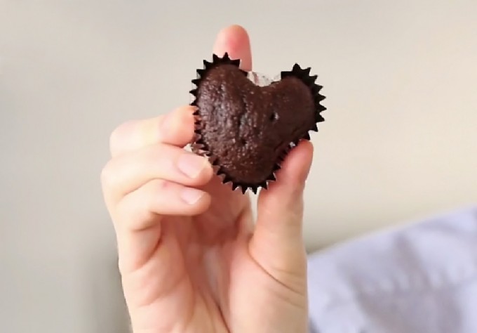 Cómo hacer cupcakes con forma de corazón
