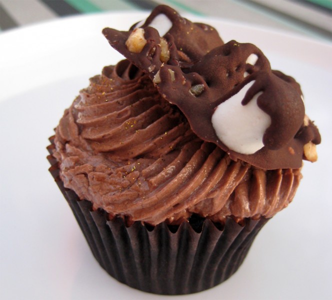 Qué es un Rocky Road Cake Rocky Road