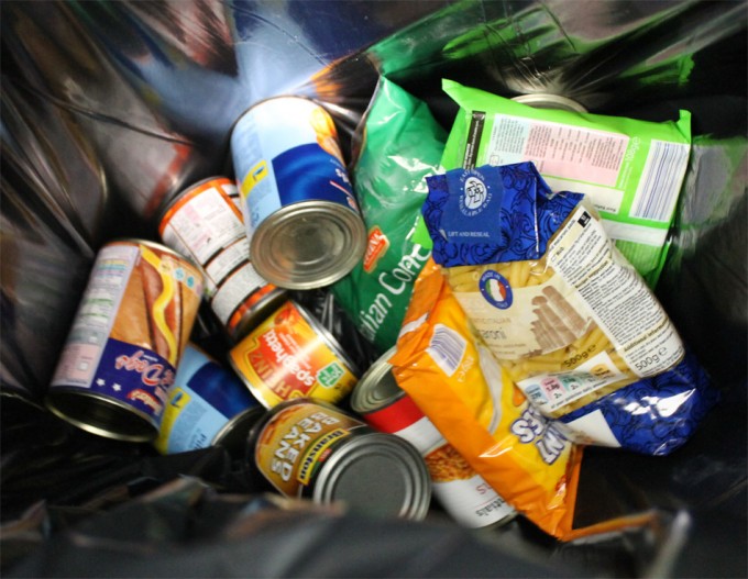 Prohibir por ley que los supermercados de la Unión Europea tiren comida Donación de alimentos en europa