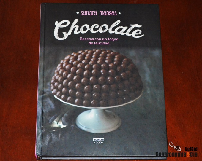 Libro de recetas con chocolate