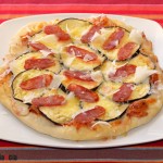 Pizza de berenjena y fuet