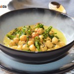 Garbanzos con brócoli y leche de coco