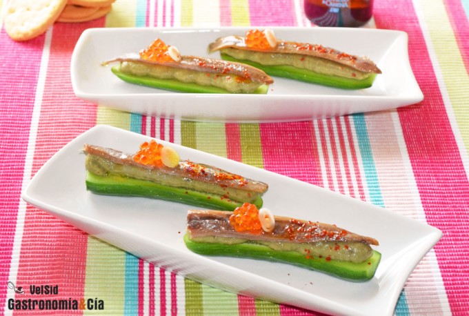 Pepino, aguacate y anchoa