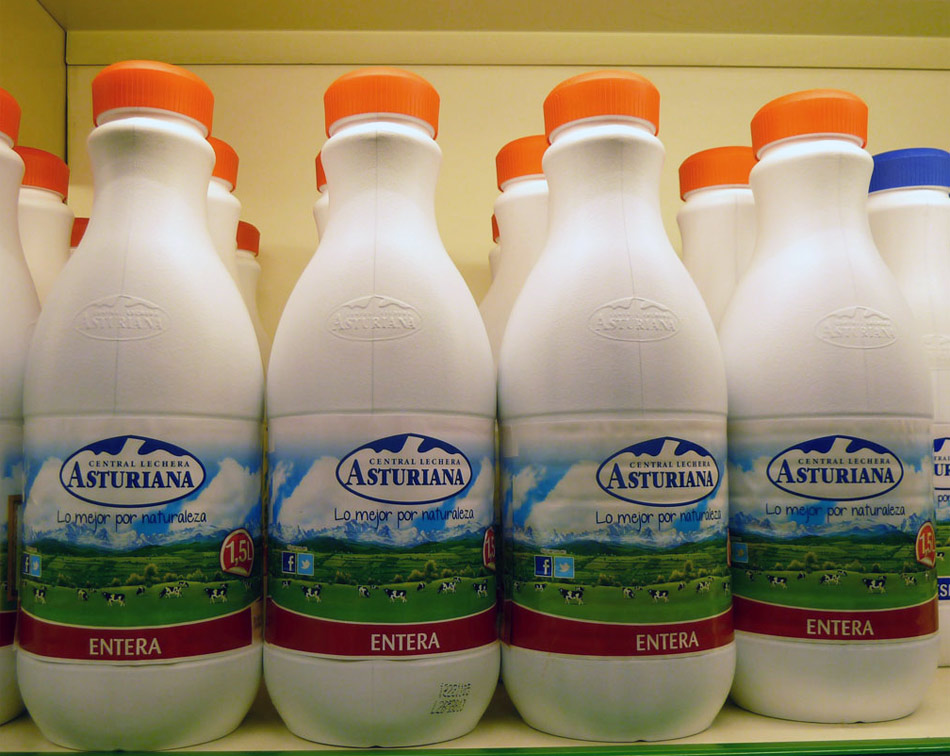 Semidesnatada: leche con menos grasa, pero qué pasa con los