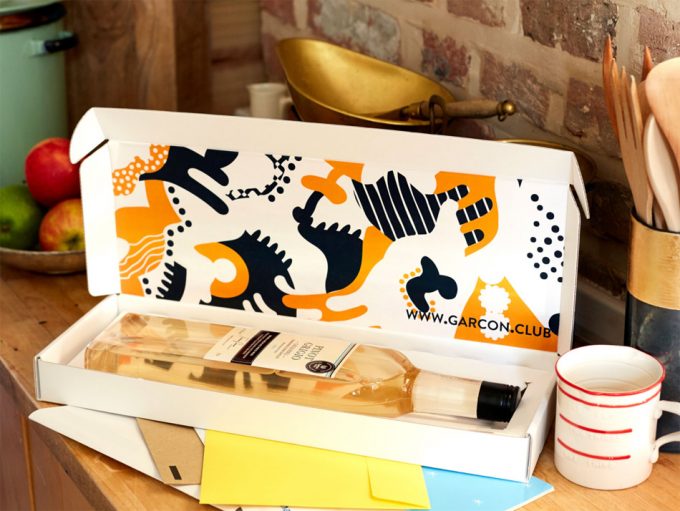 Servicio postal de vino