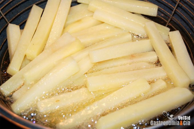 Patatas que producen alto contenido en acrilamida
