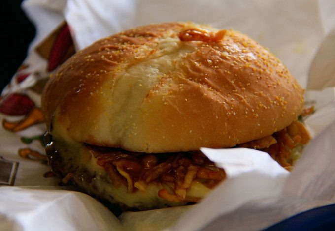 Las cadenas de comida rápida impulsan la Proposición de Ley para promover y facilitar la donación de alimentos Donación de alimentos en España