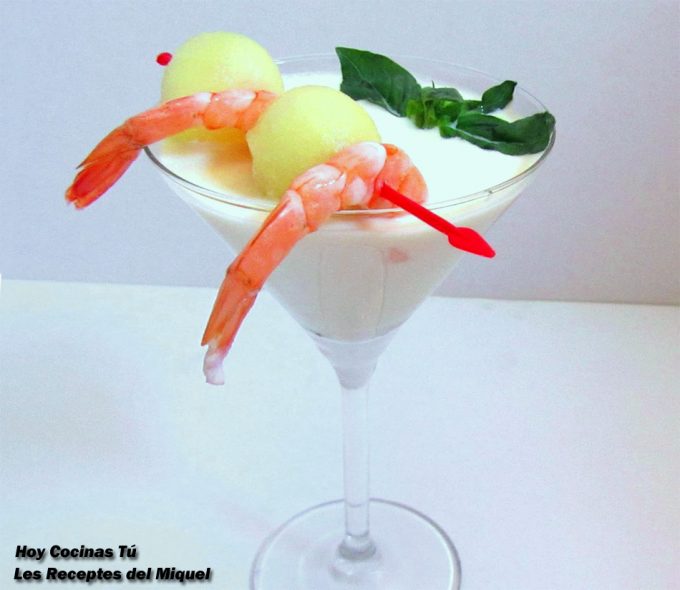 Ajoblanco de melón con gambas Receta de ajoblanco con gambas