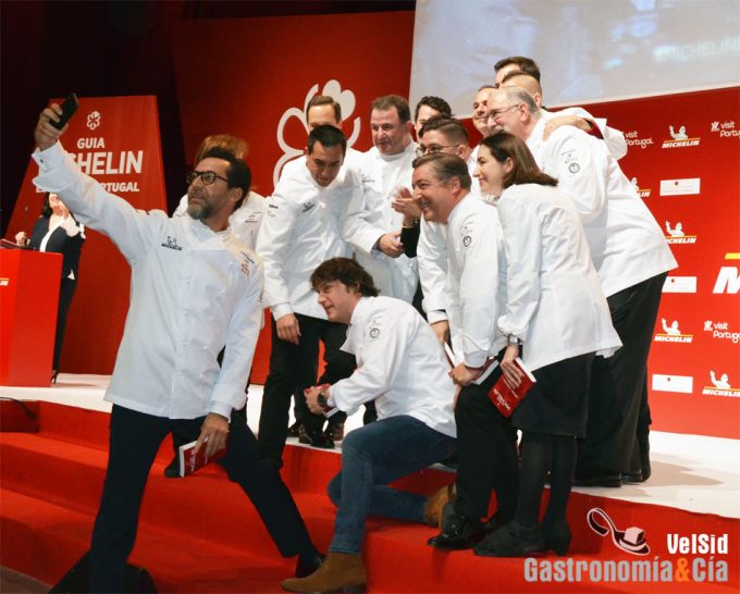 Selfie de los tres estrellas Michelin 